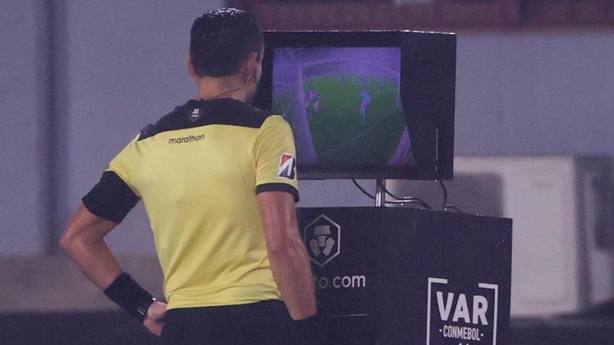 VAR is extended in European competitions